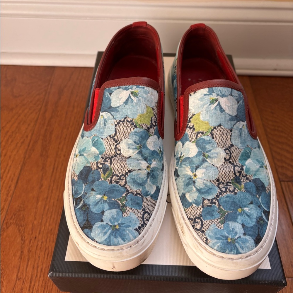 Women’s Gucci Loafers size 38